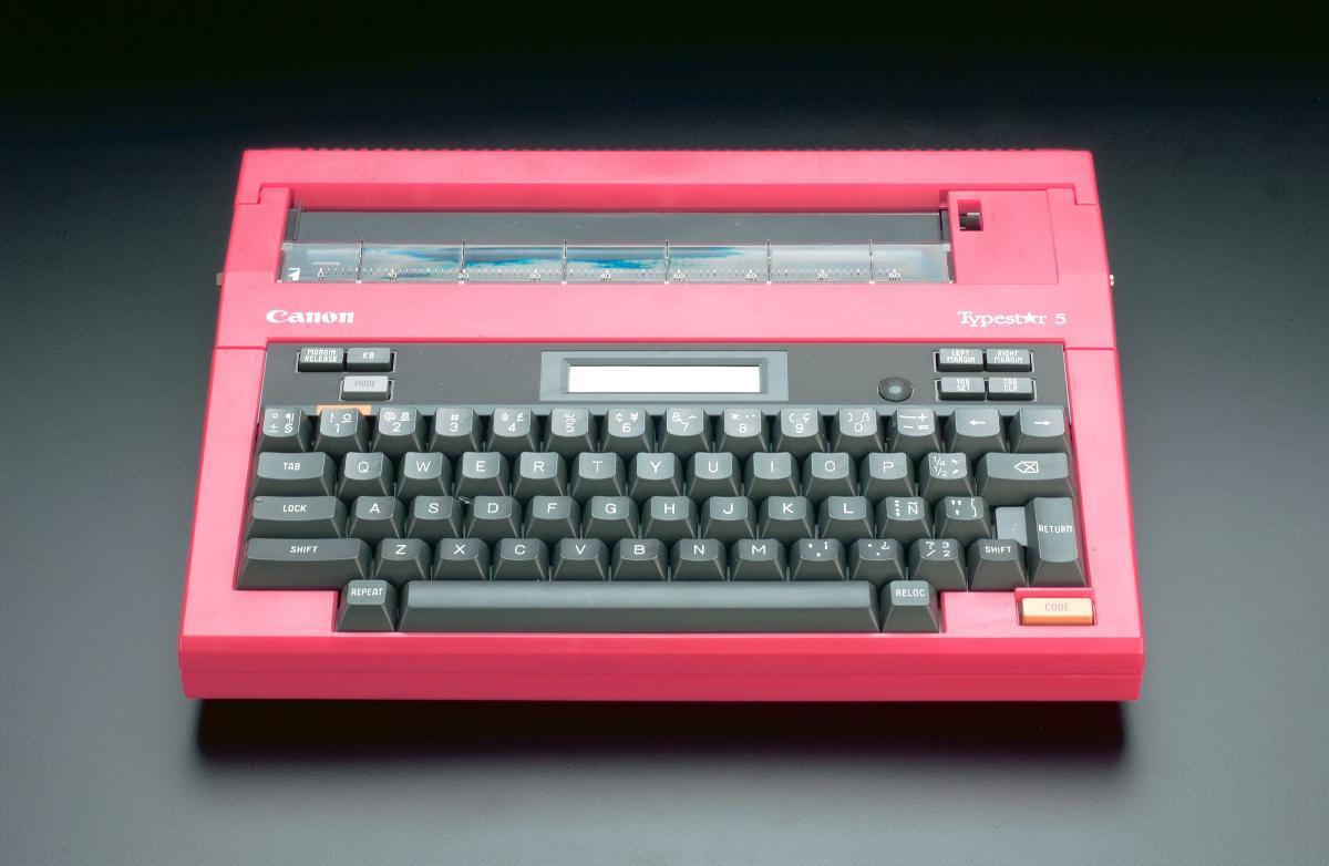 canon-electronic-typewriter-typerstar-5-from-25-years-of-nation-building-time-capsule